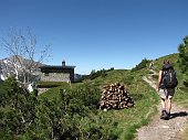 Salita al Laghetto di Pietra Quadra (2100 m. circa ) e al nuovo Rifugio Tre Pizzi-Pietra Quadra (2012 m) - FOTOGALLERY